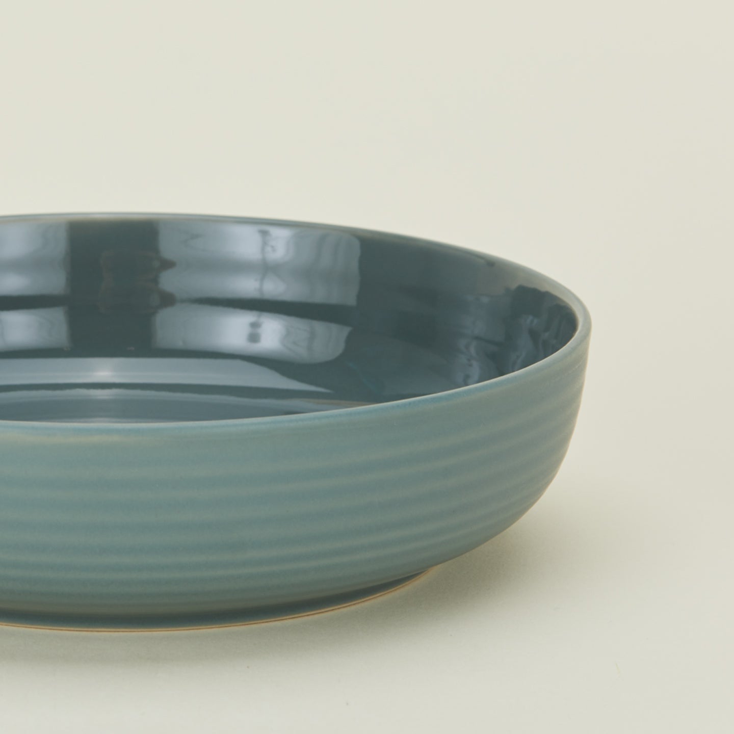 Essential Low Bowl