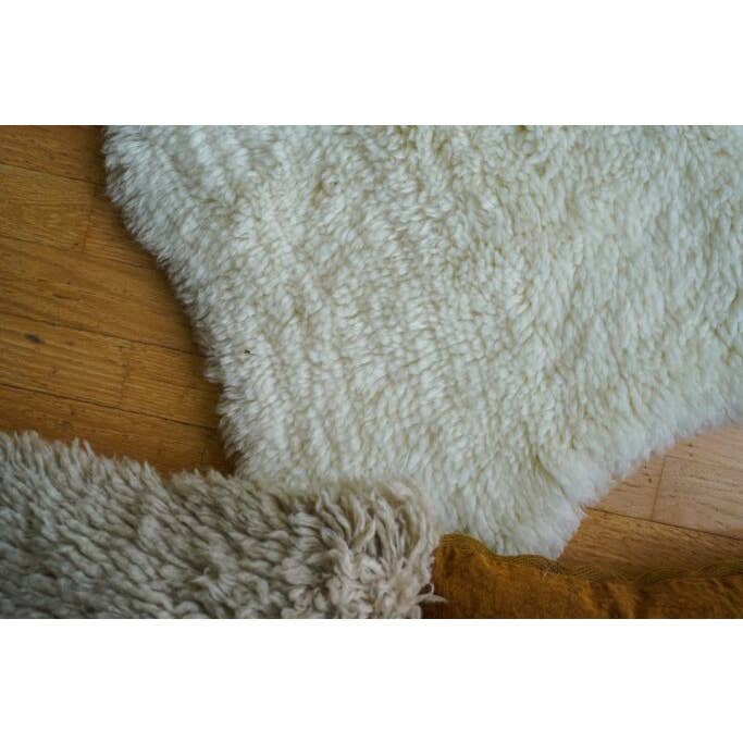 Wool rug ethically made