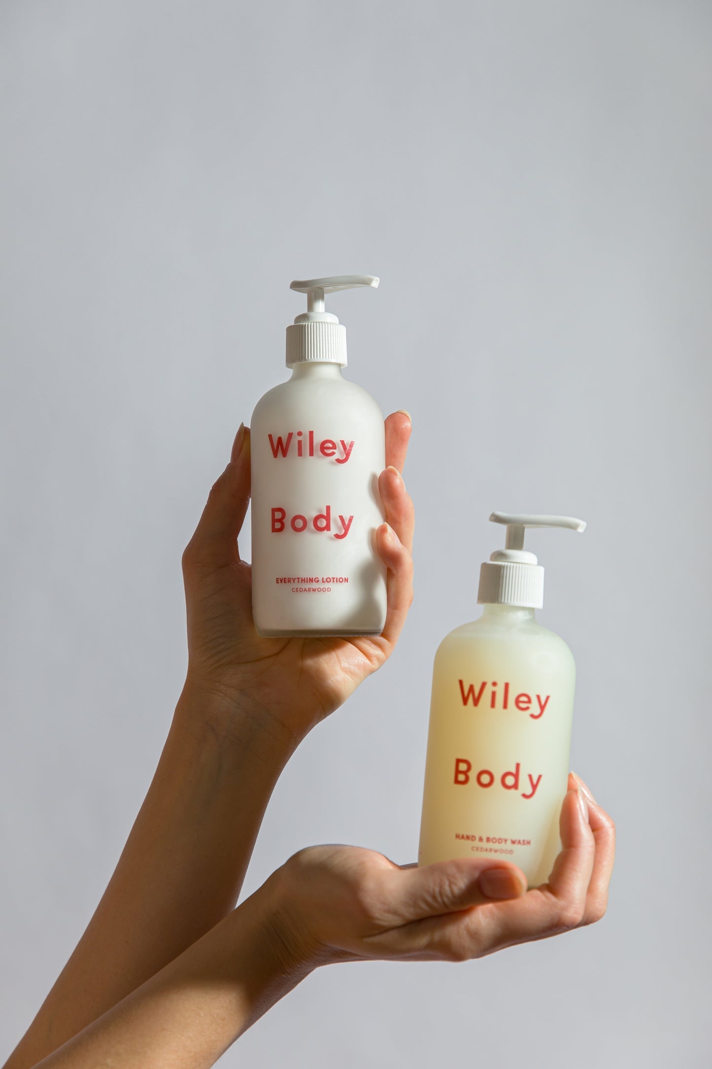 A deeply hydrating everyday ritual. This Cedarwood Everything Lotion is a rich yet fast-absorbing formula made with vitamin E, shea butter, and antioxidant-rich green tea to moisturize and nourish from head to toe.