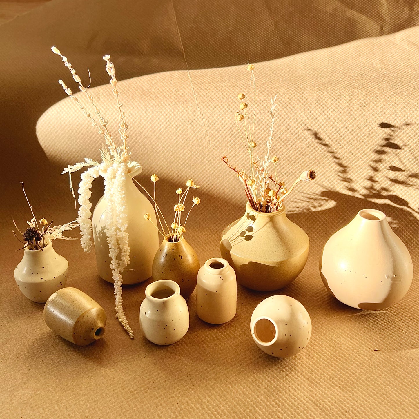Tiny pots! A chefs choice of pottery miniatures small enough to fit in your pocket. Perfect for window ledges , small quiet nooks or tiny shelves. Handmade in Denver, CO. good hearted woman