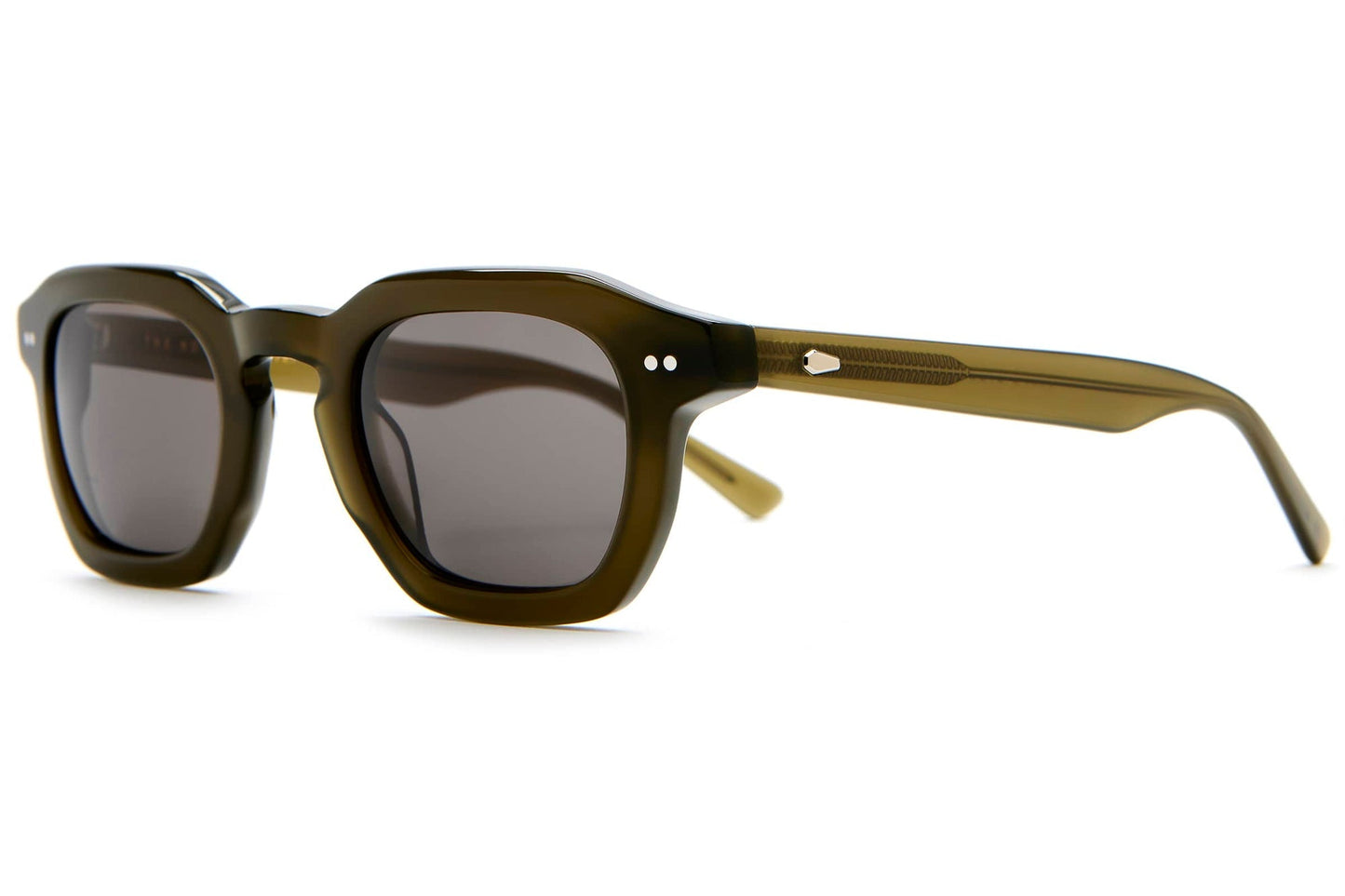 The No Wave is an classic sized frame with a fit that favors medium to medium-large heads. Handcrafted bioacetate frames—biodegradable, plant-based, earth-friendlier. Rx-ready.