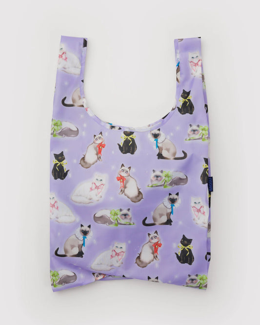 Baggu's best selling reusable bag isn't just for the grocery store, it's for everywhere and hauls almost anything.