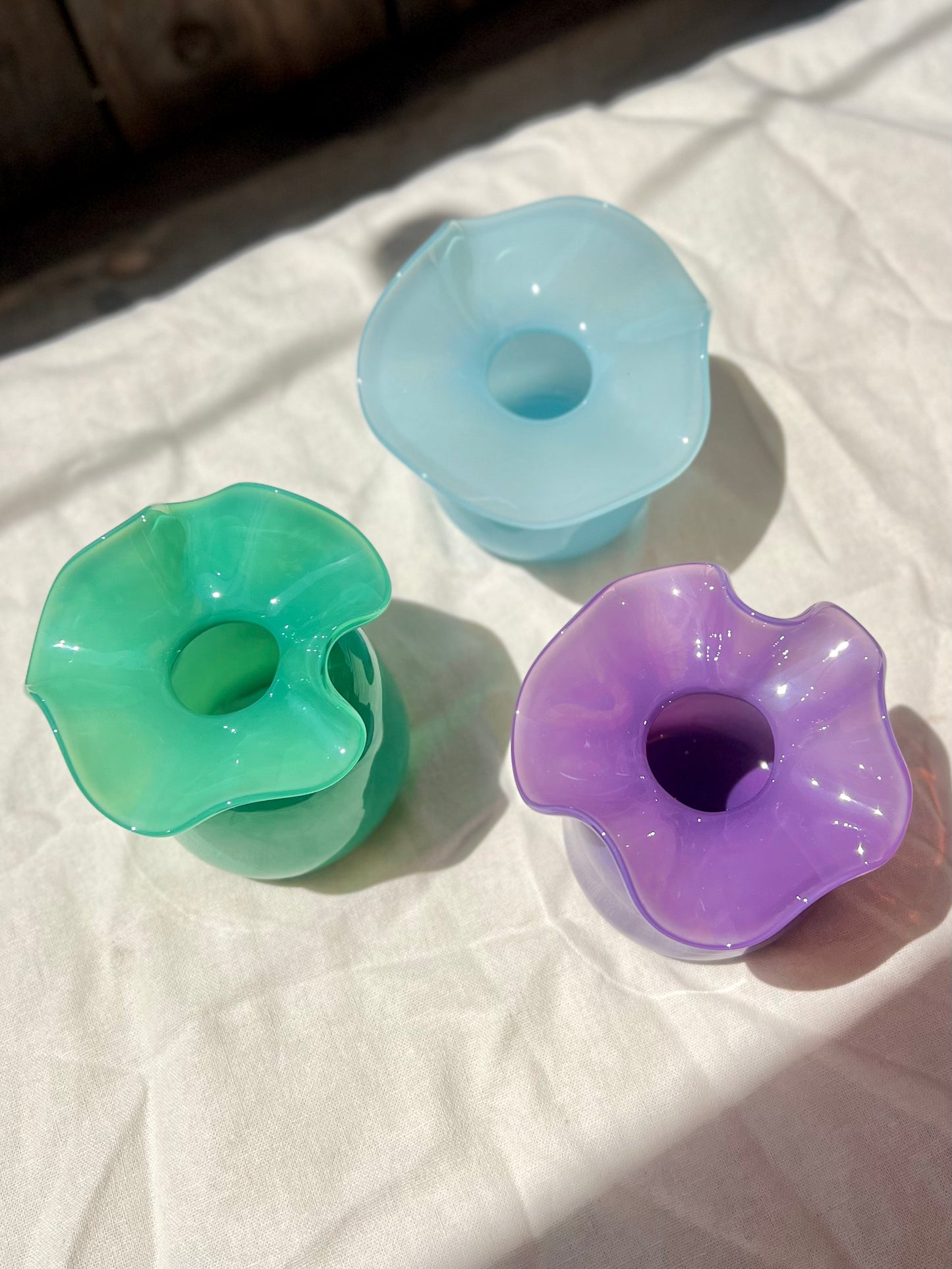Mini Ruffle Bud Vase