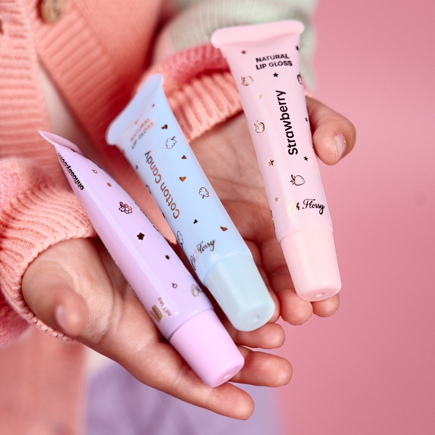 Oh Flossy's Natural Lip Gloss trio is a must have for little ones who love to shimmer & shine! Each set includes three delicious flavours - Strawberry, Cotton Candy, and Grape . Free from talc, parabens, fragrances, nano-particles, phthalates.