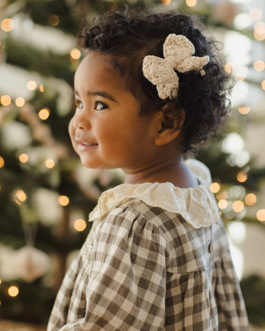 quincy mae crochet hair bow