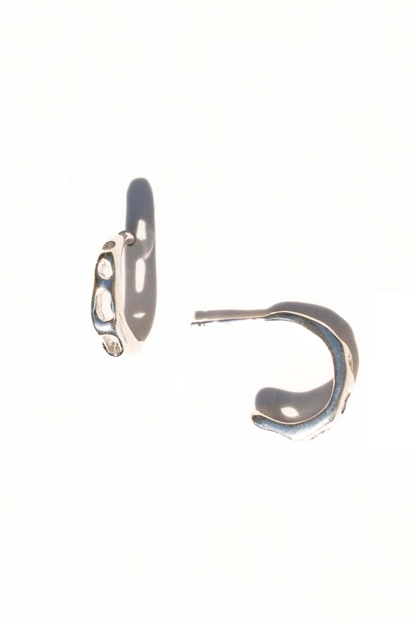Conchita Hoops