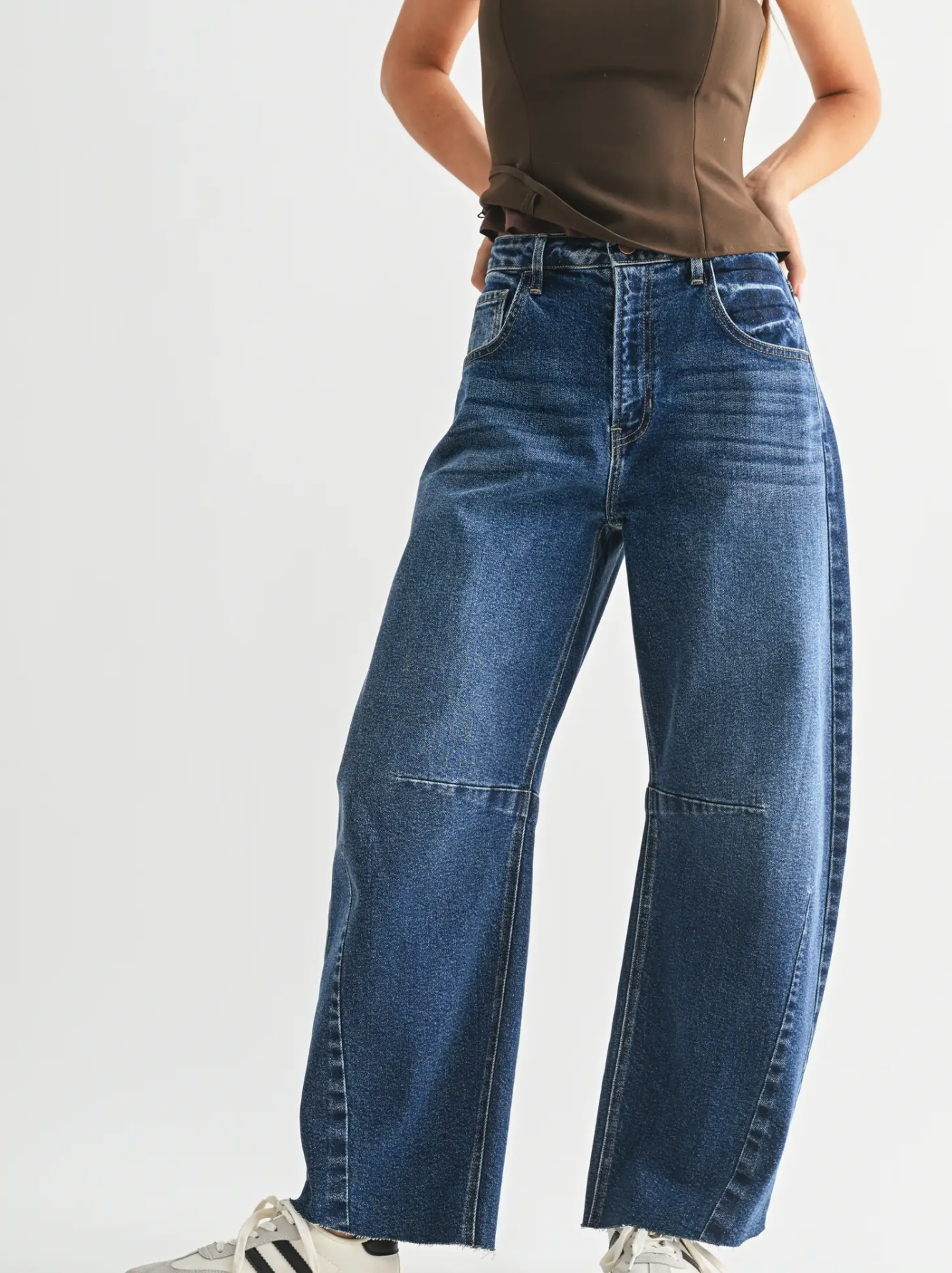 Seamed Barrel Jean