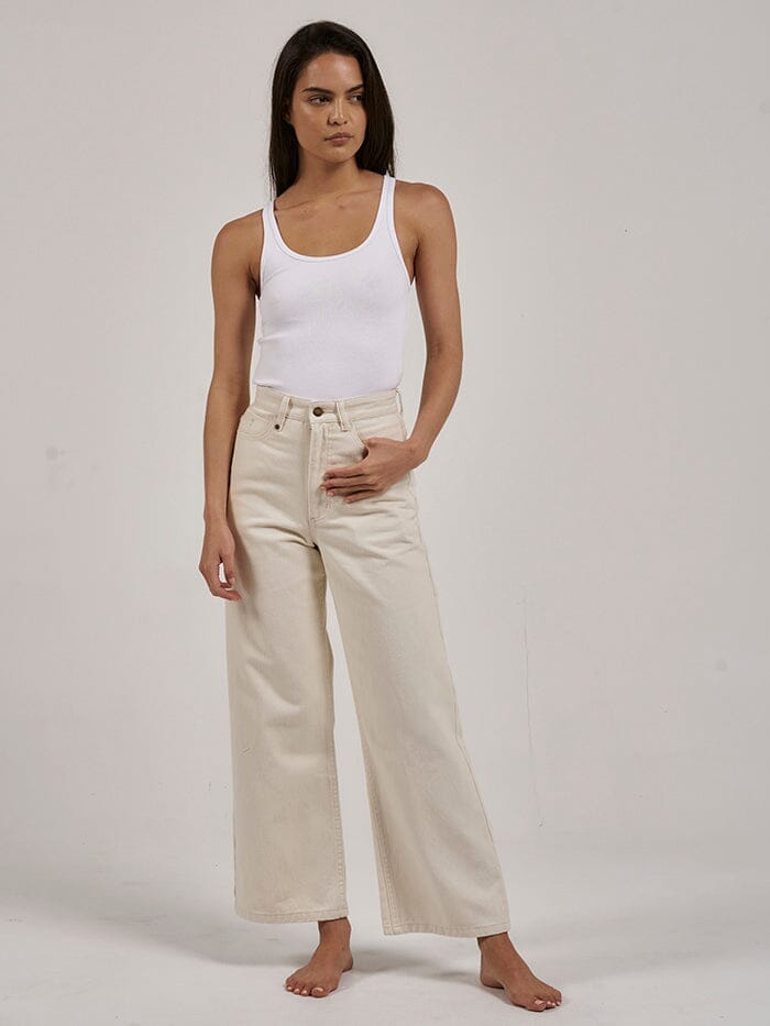 Holly Jean in Heritage White