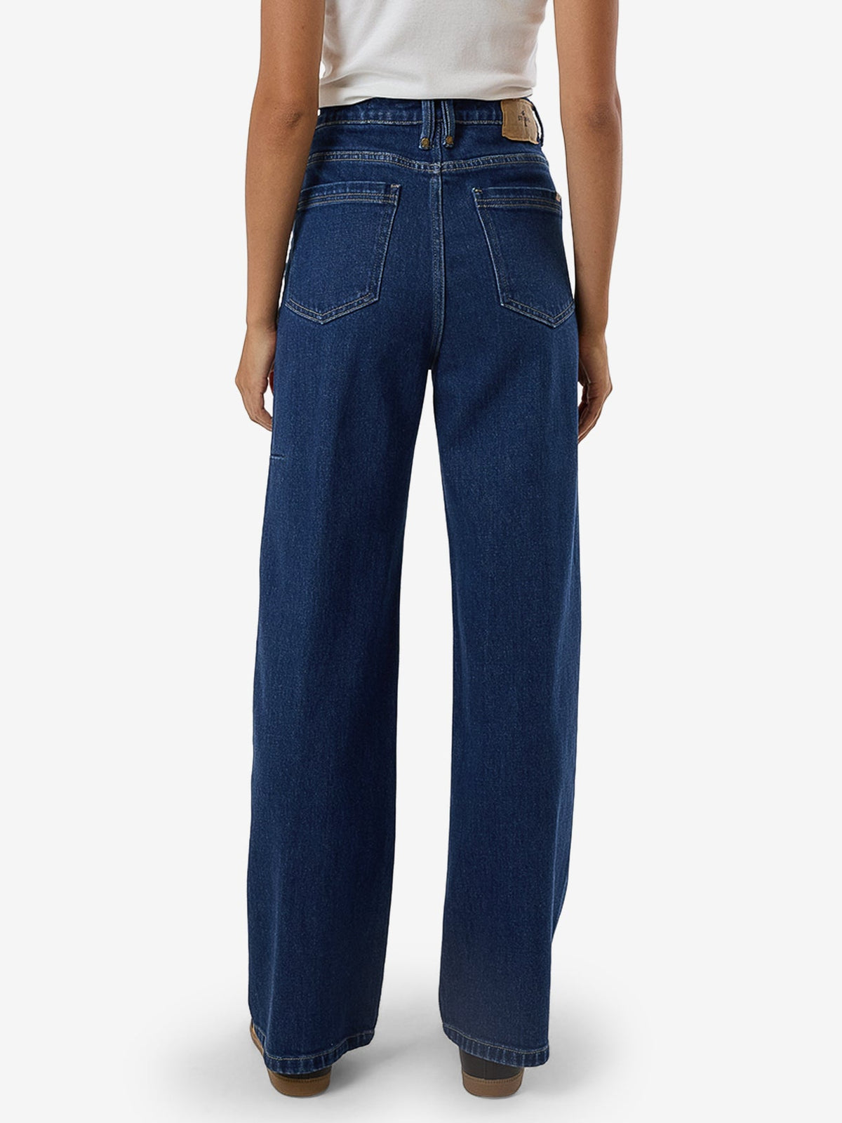 thrills cherry union blue. Cut with a slim, relaxed fit, the Cherry Stretch Jean in Union Blue is your new favourite jeans for everyday wear. Made with 100% Organic Cotton and design in Byron Bay, Australia.