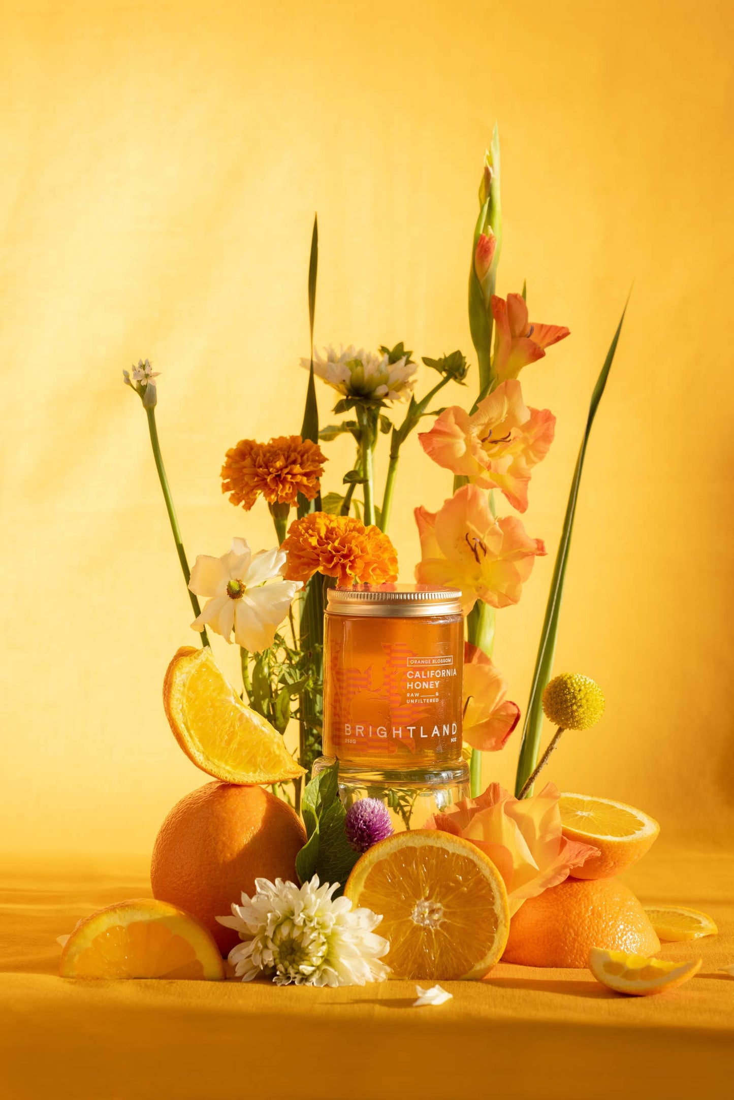 California orange blossom honey is a raw, unfiltered, radiantly golden honey from single estate orange groves in the central valley. Delicious, intensely floral and amber hued with a clean, citrus finish. Brightland partnered with small, Californian family-owned apiaries run by women-led teams to create this pure honey.
