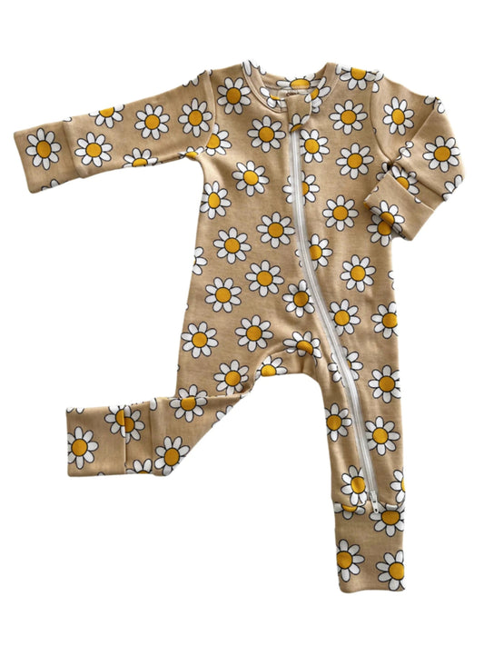 Where practicality meets playful style. Parents rave about all the features of the Organic 2-Way Zip Romper from the ability to zip easily from the top or bottom to the fold-over mitten and foot cuffs. Perfect for any season. Made in India.