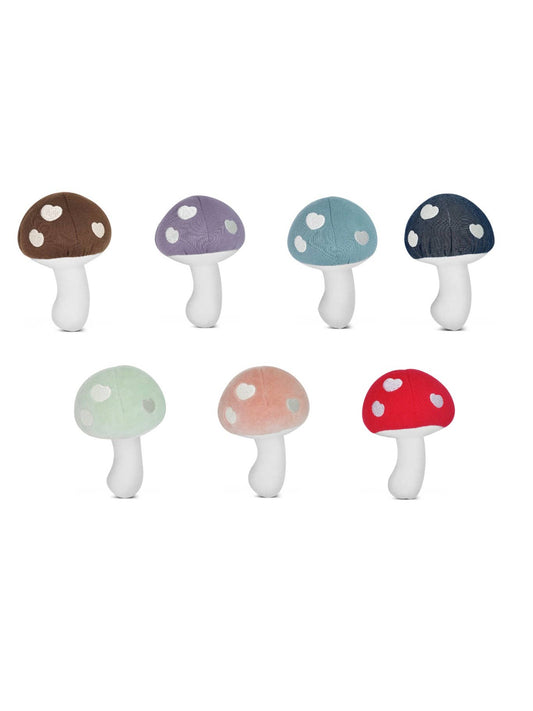 These soft colored mushrooms are the perfect pick for a little hand and they make a soft percussive sound "shi-ta-ki shi-tak-ki-shi-taki." - 100% GOTS certified organic cotton. Securely sewn plastic-free, BPA-free, phthalate-free rattle.