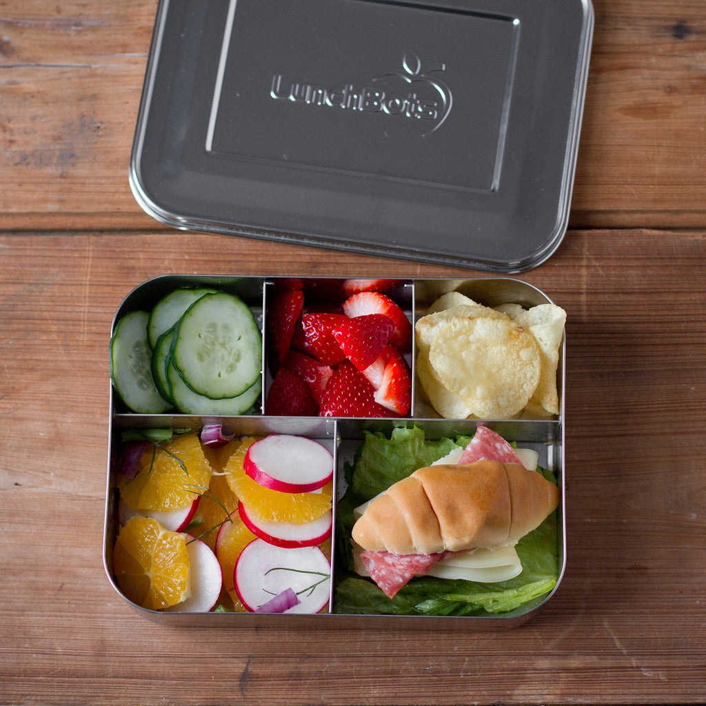 This spacious, stainless steel bento box features five compartments, making it easy for you to add variety to your child’s meal. Kids love the cinco because it keeps food neat and separate without the need for multiple containers.