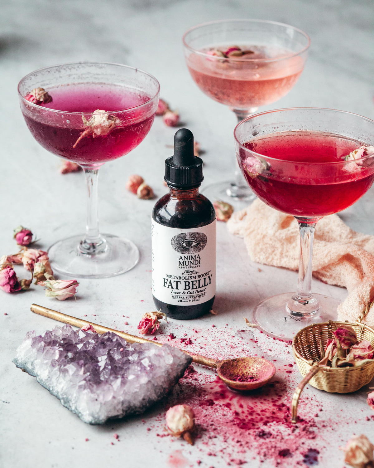 anima mundi fat belly tonic / We live in a world where there is an abundance of bad fats within the marketplace. This formula was designed with the intention to help assist fat breakdown, boost healthy digestion, detox and to boost metabolism.