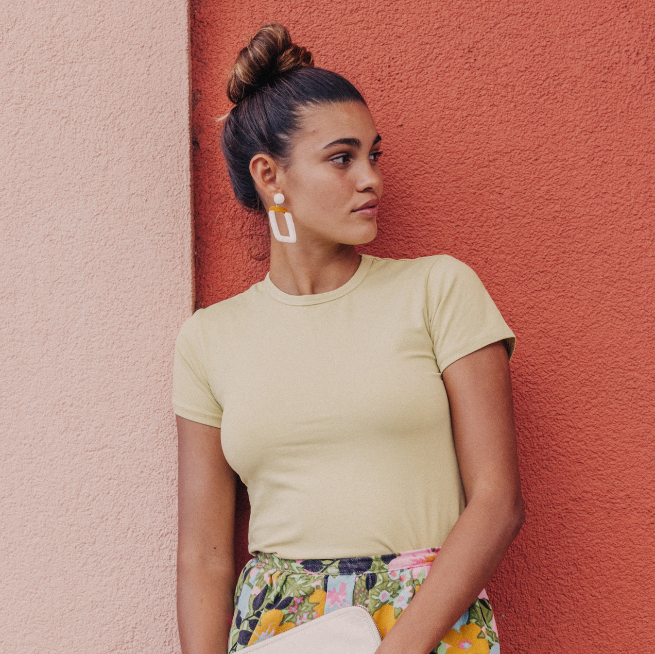Your favorite tee from the nineties reimagined in a super soft hemp blend with the perfect amount of stretch. Sustainably made.