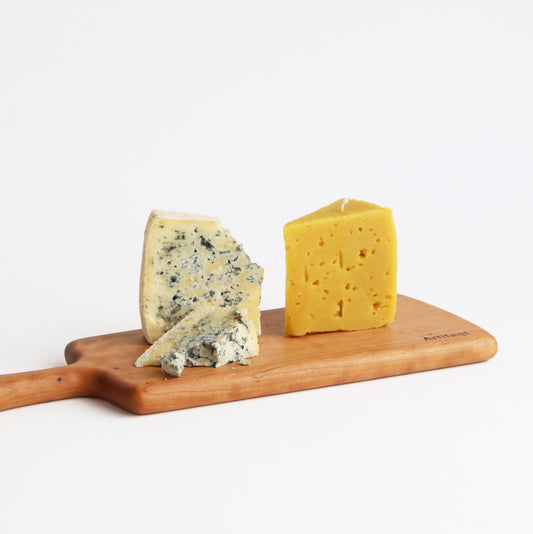 Beeswax Blue Cheese Candle 