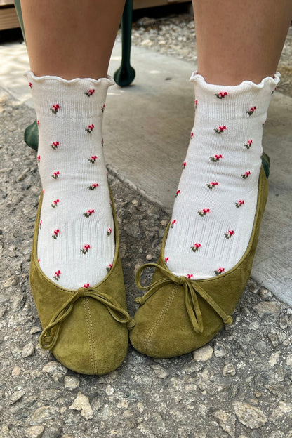 Ruffled Hugger Crew Socks