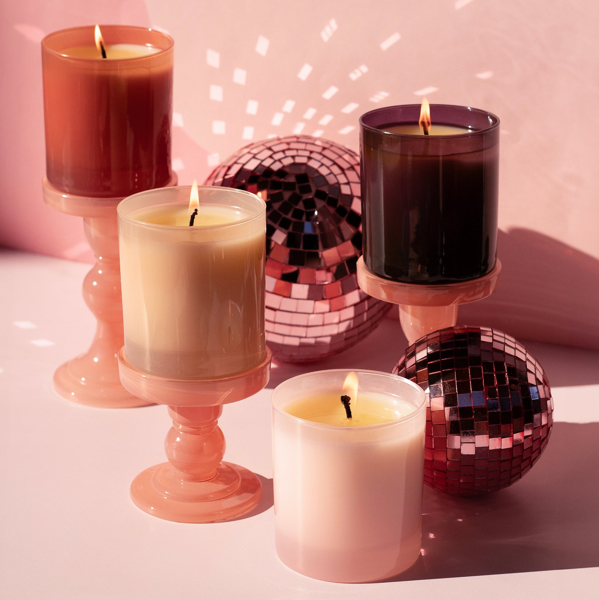 Bramble features notes of summer berries, tart green apple, rosewood and musk.

 
Hand-poured in small batches with soy wax, premium fragrance, and cotton wicks.
Vegan, free of phthalates and parabens, and cruelty-free.