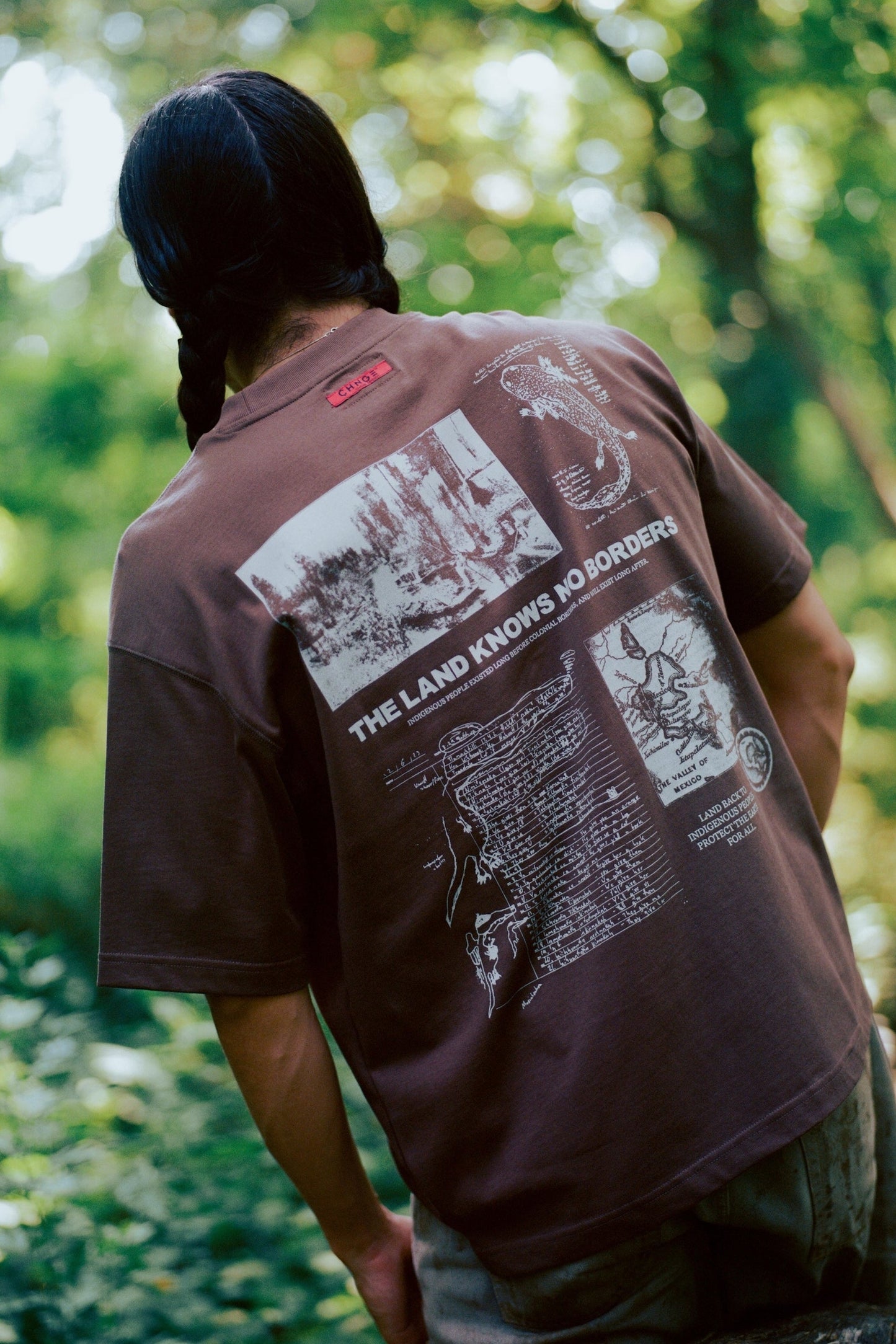 The Land Knows No Borders Tee