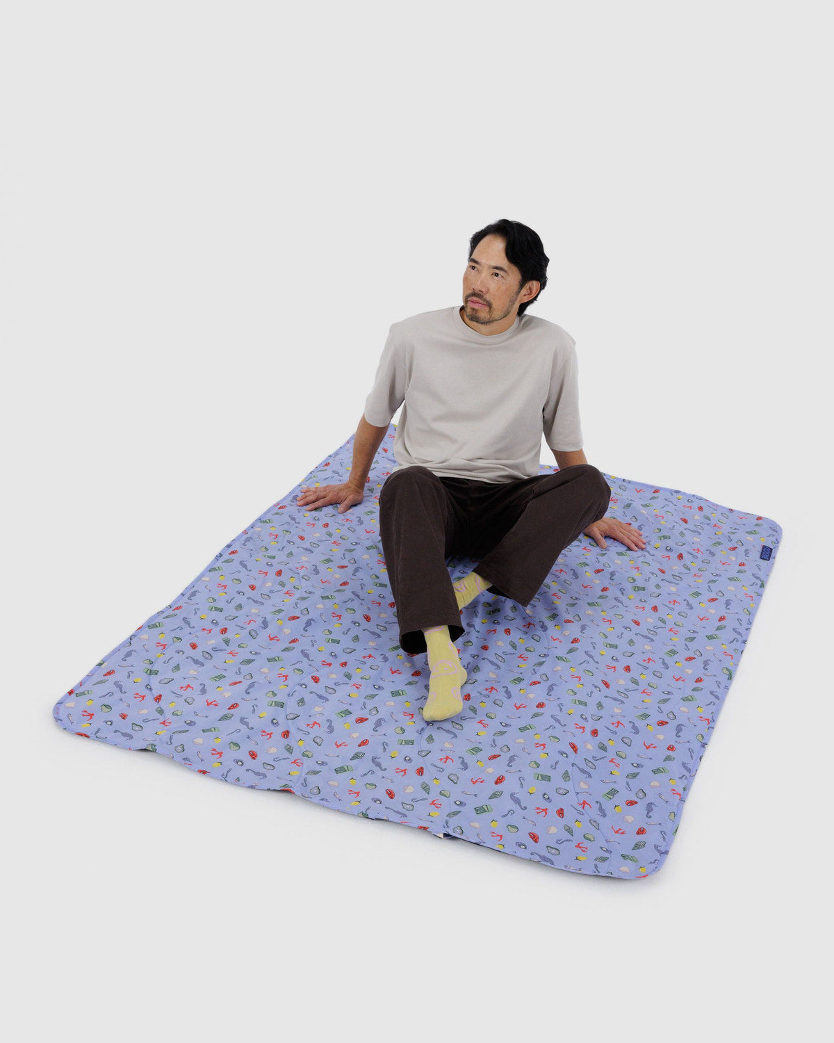 baggu puffy picnic blanket