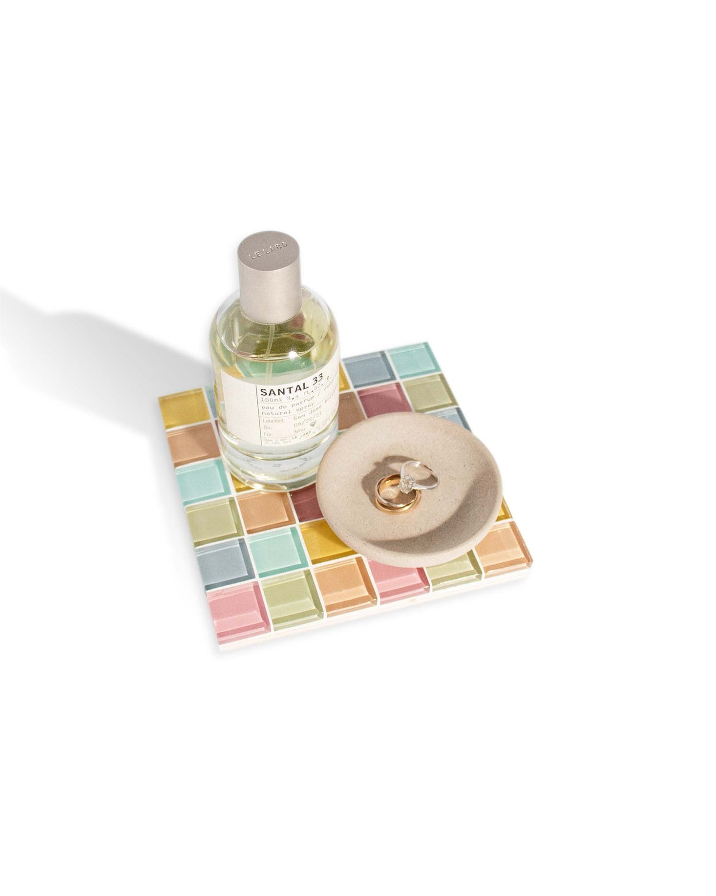 Handcrafted decorative tray made with high quality glass tiles. They don't just have to be for decoration, use them for whatever your heart desires honestly; jewelry catchall, food display... They're just dreamy little pops of color for your space!