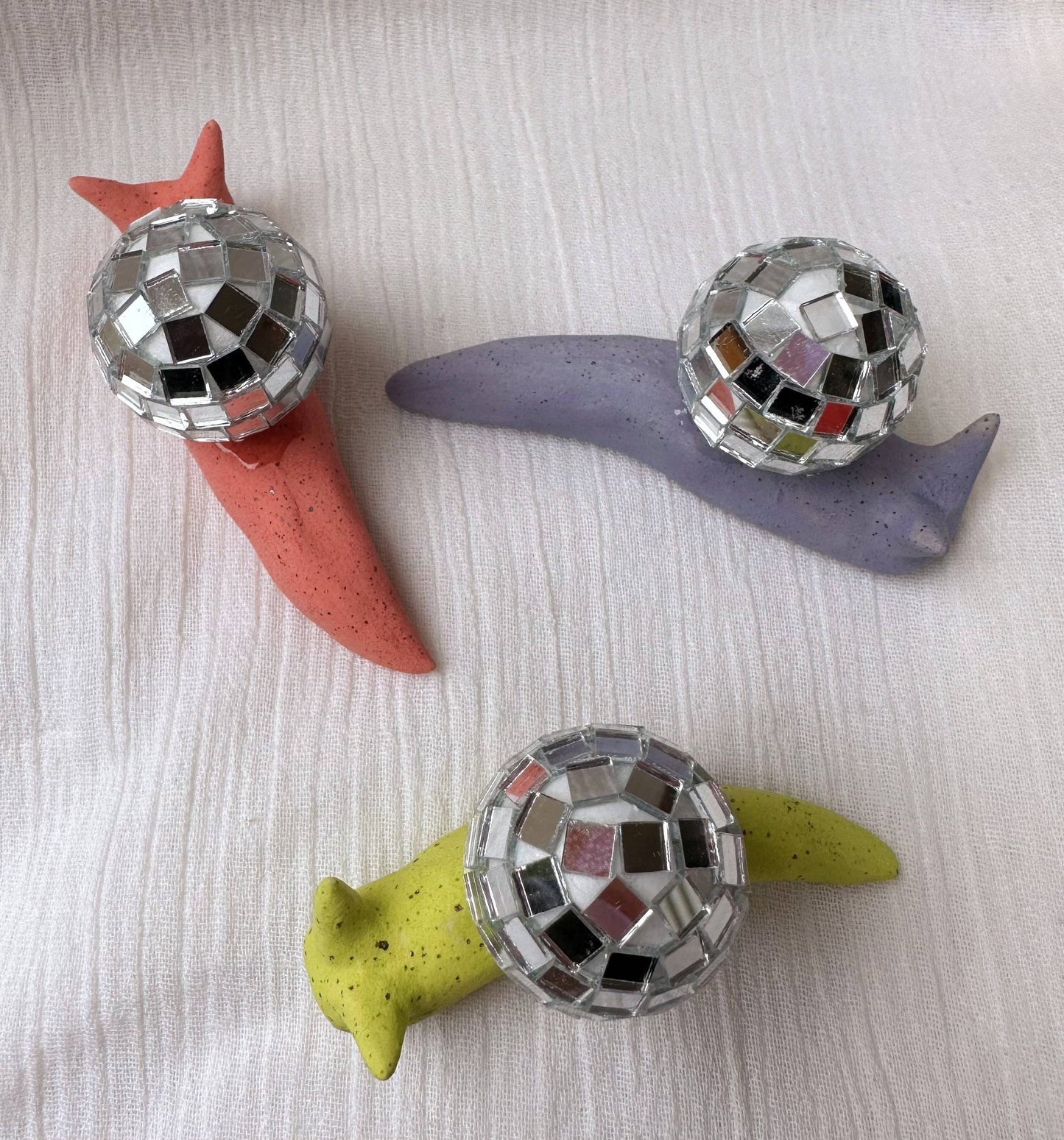 ceramic disco snail decor