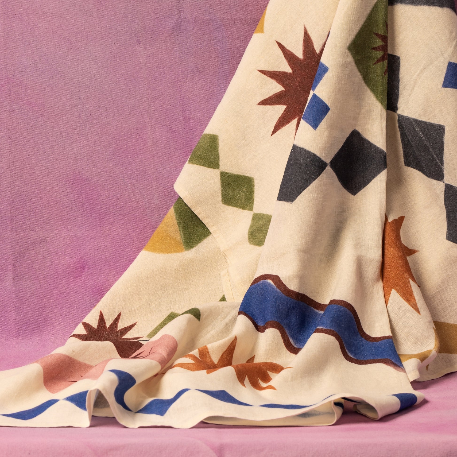 MÆGEN Good Tablecloth