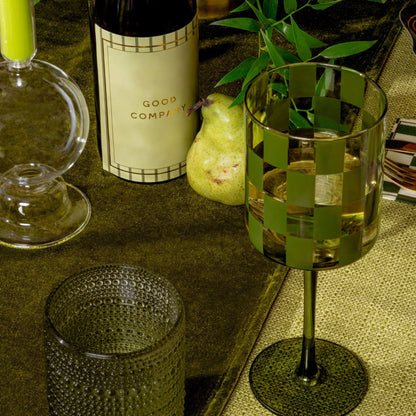 Checkered Wine Glass Set