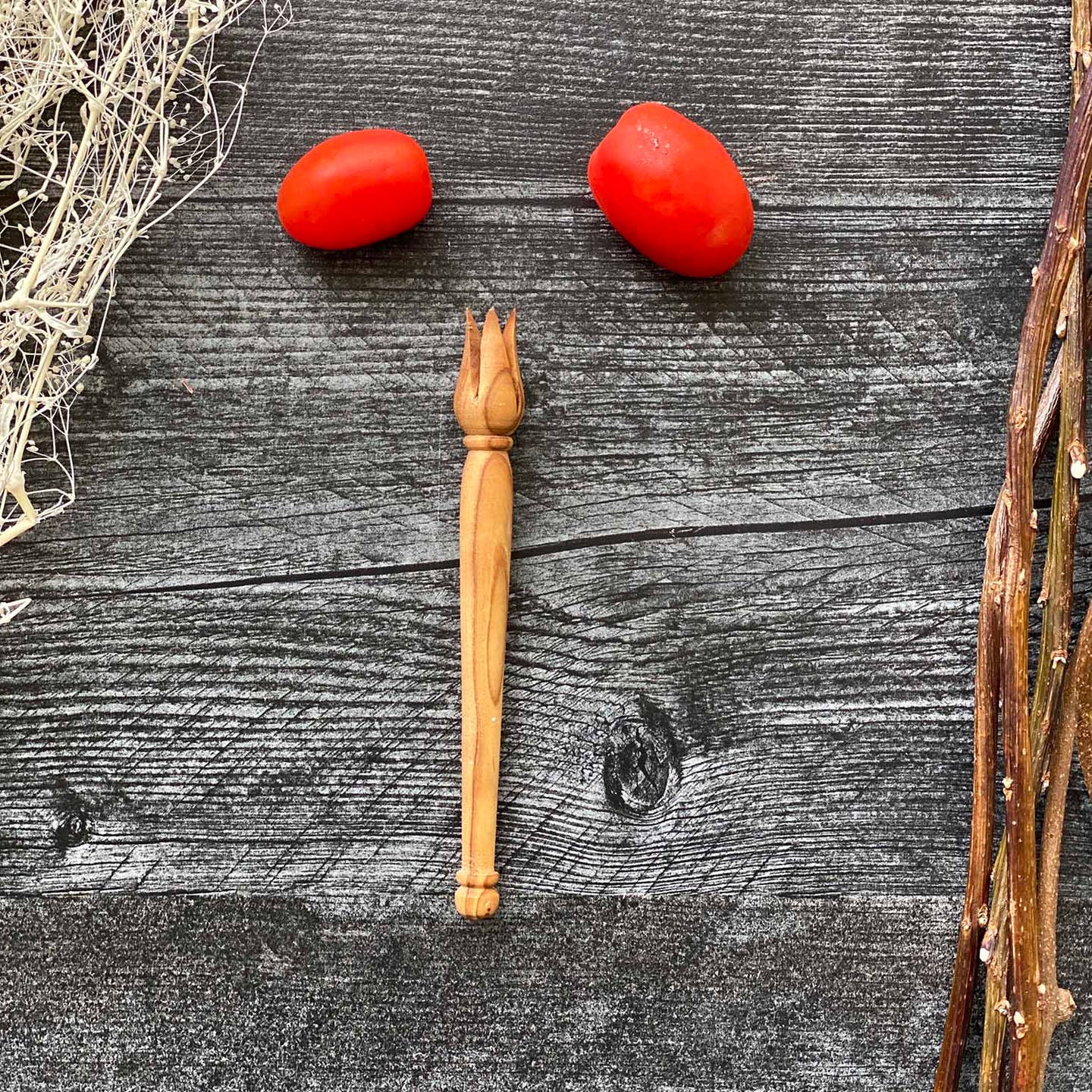 Enjoy your happy hour in style with these hand crafted pickers. Perfect to use for cheese, olive or any appetizer dish. Handmade in Tunisia.
