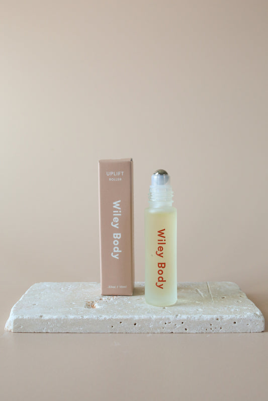 A little burst of brightness. Uplift Roller is a refreshing blend of pink grapefruit, lime, and litsea essential oils—crafted to awaken the senses and boost your mood, naturally.