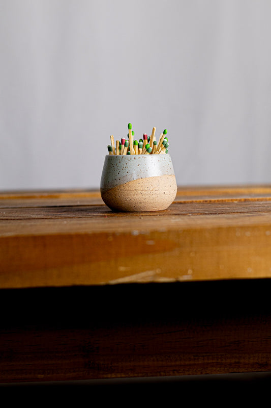 Round Matchstick Holder