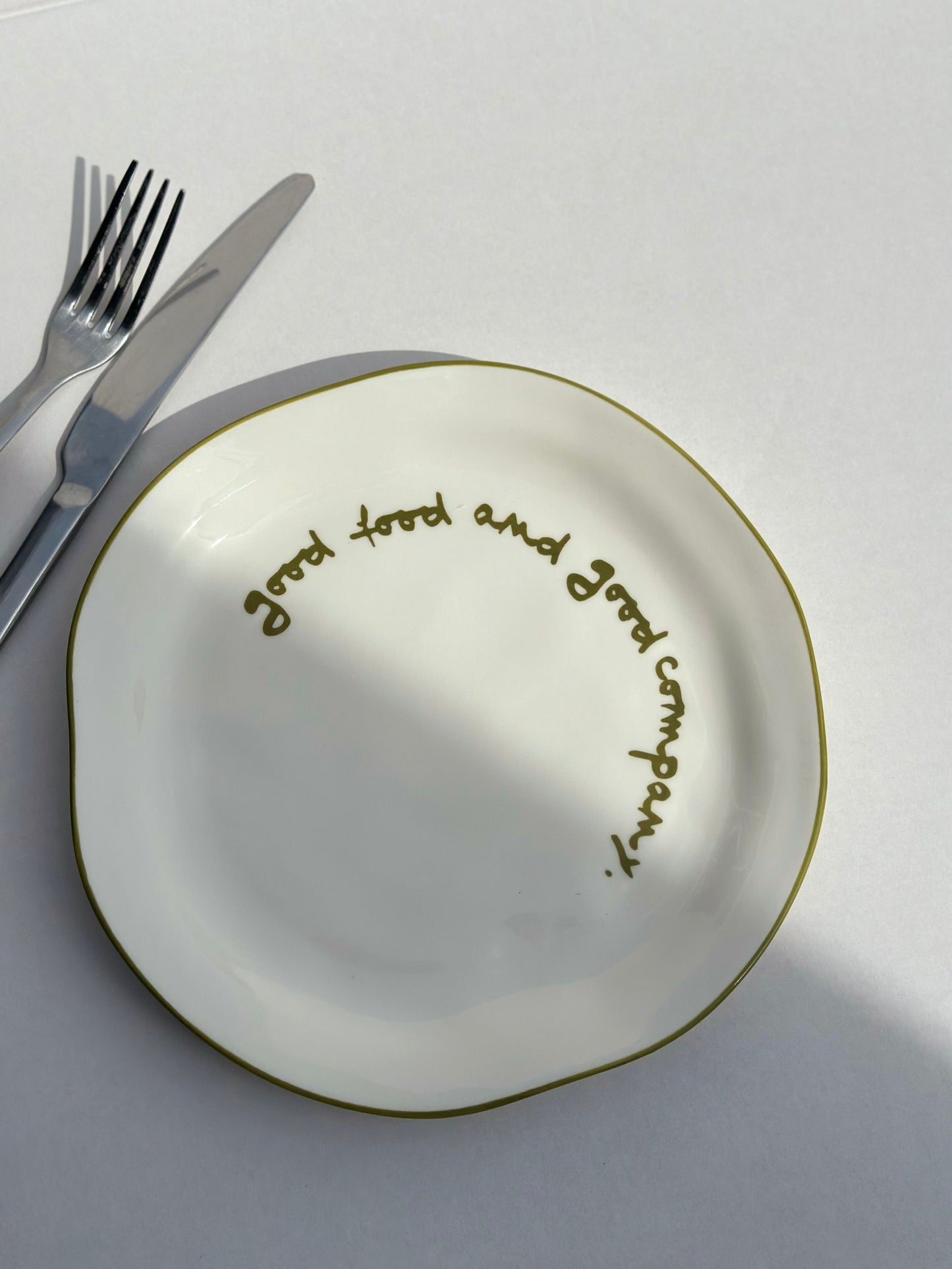 MÆGEN Ceramic Statement Plates