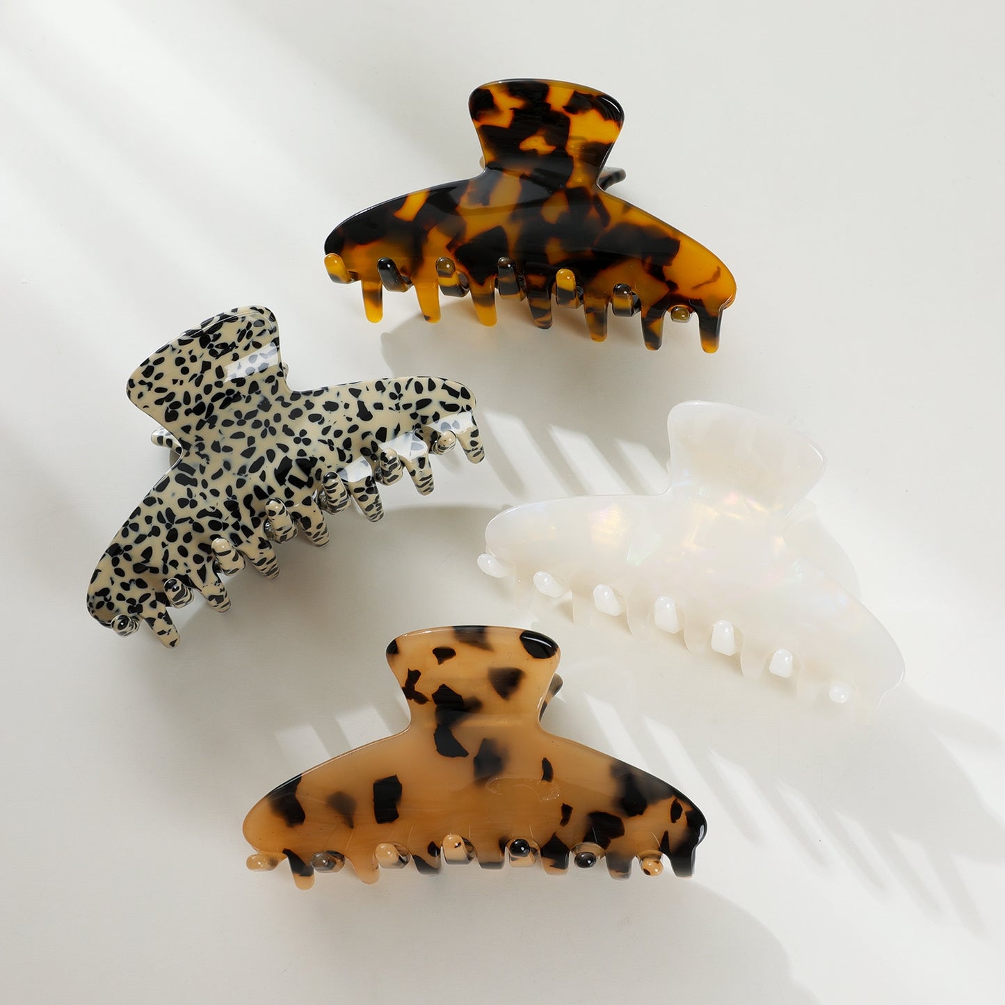 Adrienne Claw Clip