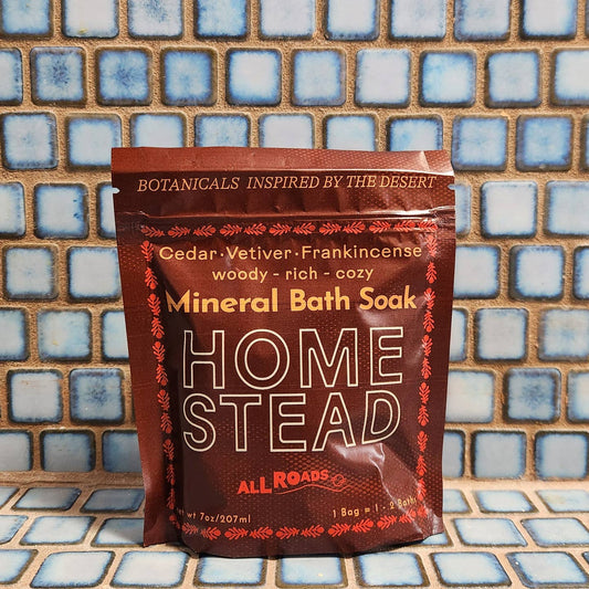 Inspired by the many abandoned wooden homestead shacks sprinkled across the Mojave Desert, Homestead bath salts are scented with cedar, vetiver and frankincense. A woodsy scent with essential oils that are believed to have anti-inflammatory properties.