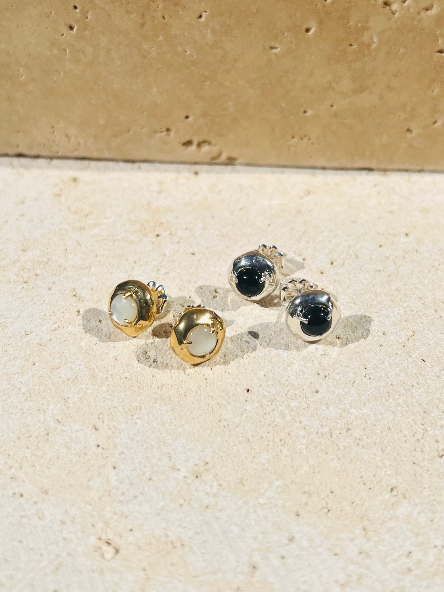 Keeper Studs