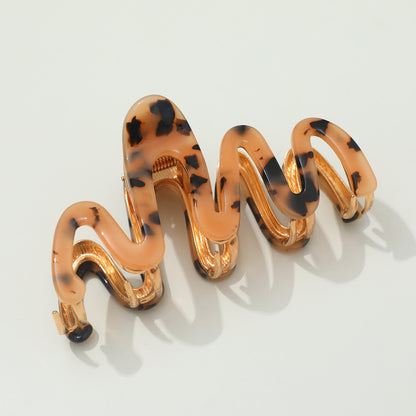 Willow Claw Clip