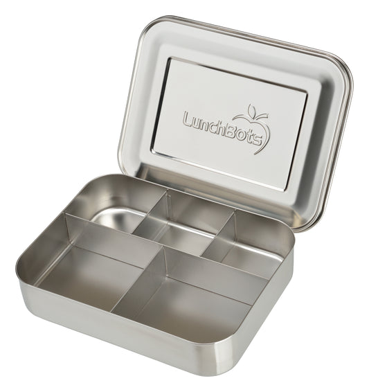 This spacious, stainless steel bento box features five compartments, making it easy for you to add variety to your child’s meal. Kids love the cinco because it keeps food neat and separate without the need for multiple containers.