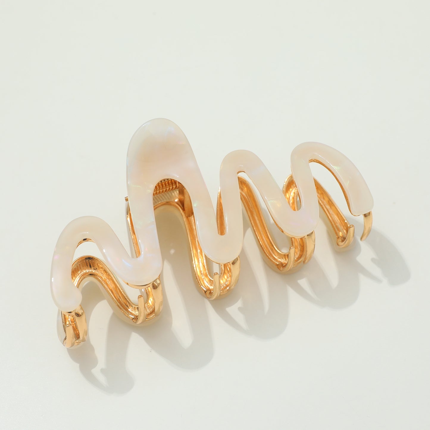 Willow Claw Clip