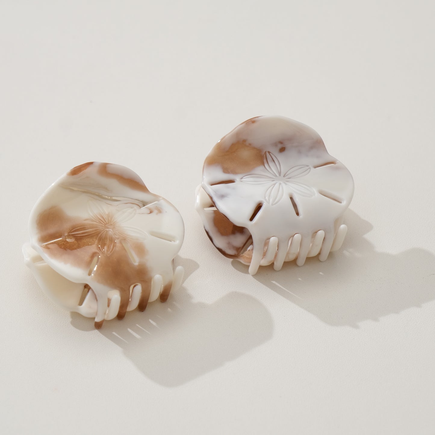 Calacatta Sand Dollar Claw Clip