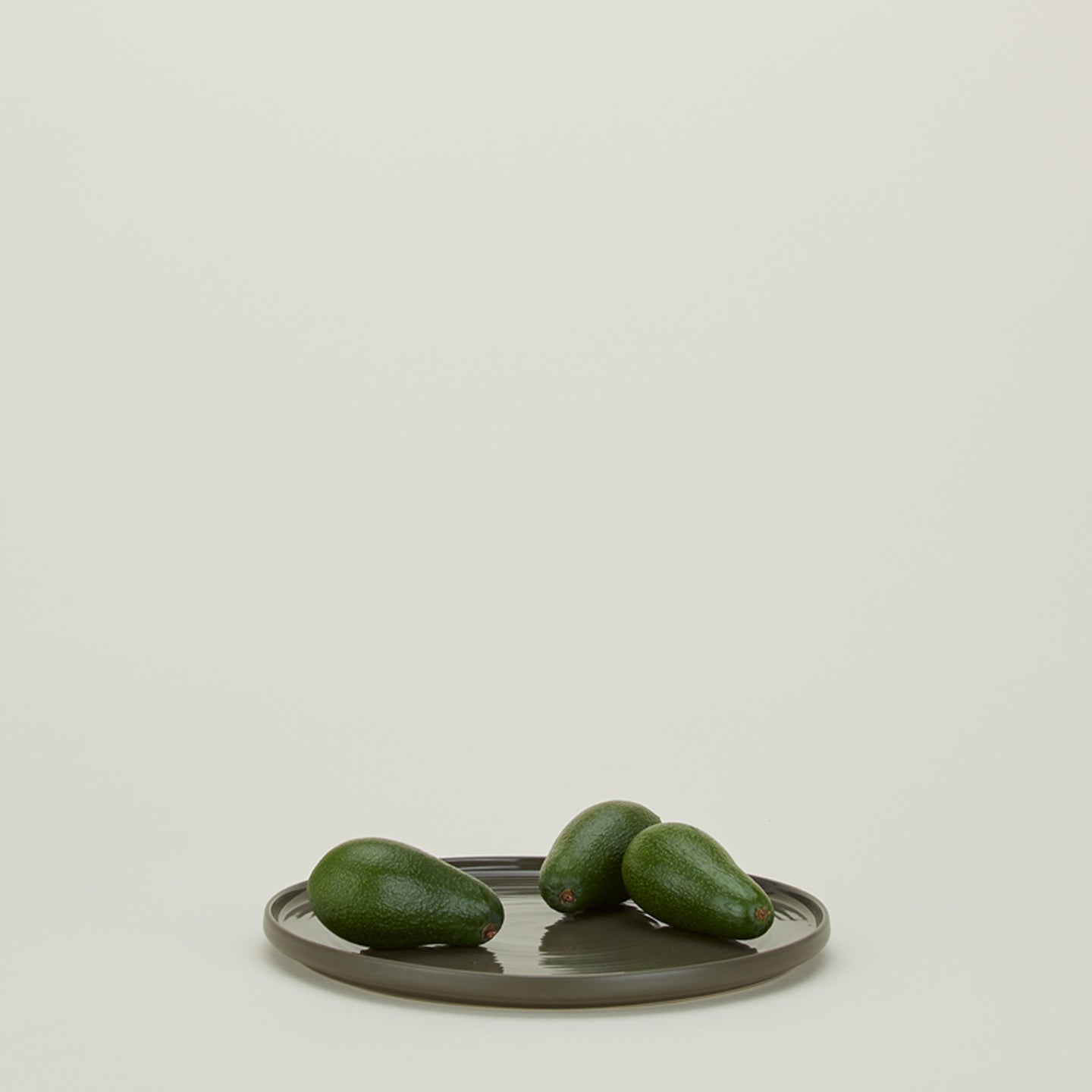 Essential Serving Plate