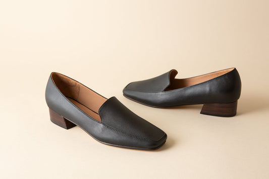 Charlie Heeled Mule in Coal Leather