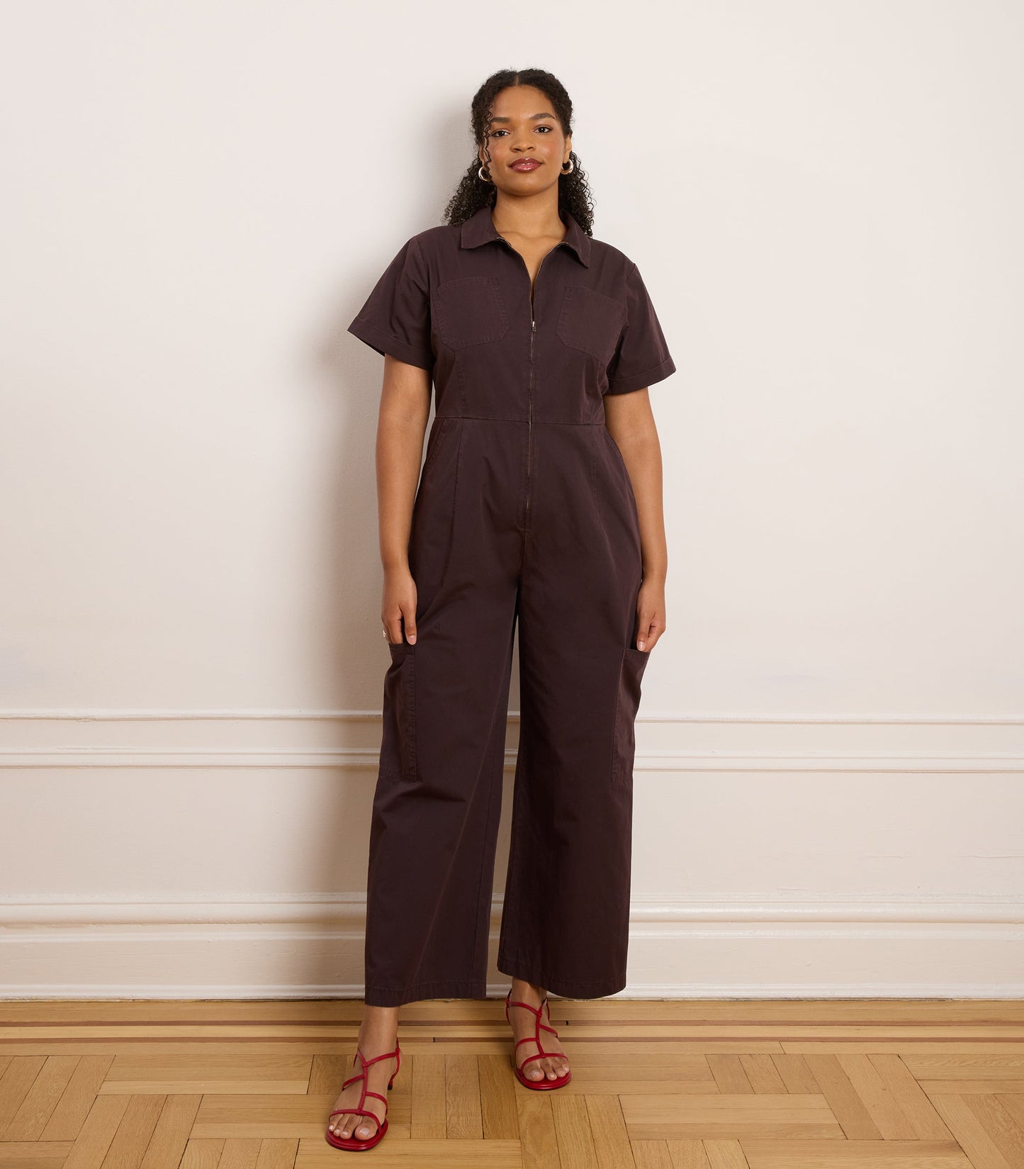 The one and done Bella Jumpsuit takes your through your whole day. Made from washed light weight but hardy twill and featuring a front zipper, front and back and cargo pockets and attached self belt that can we tied in the front or back.