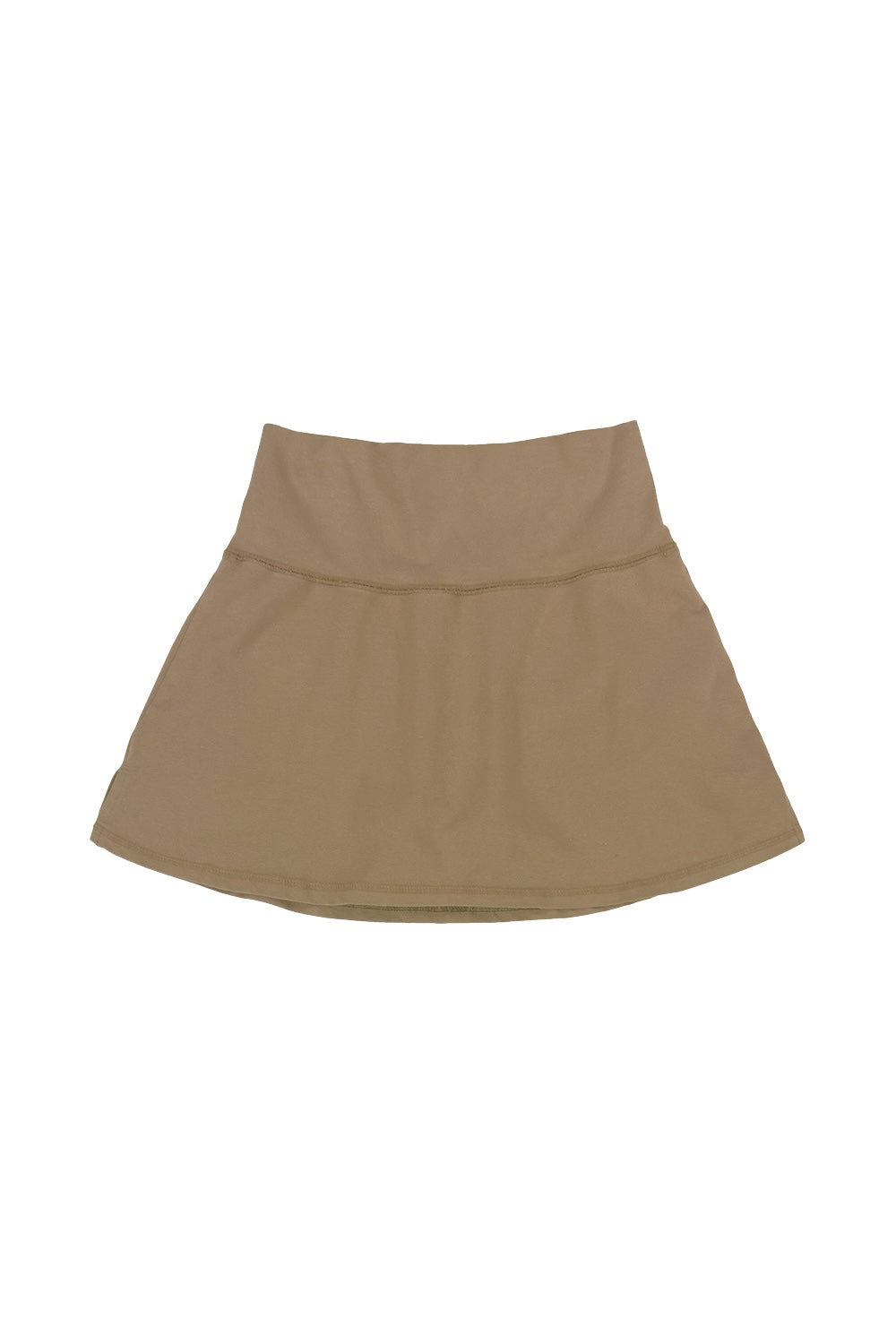 A flattering high waisted sport skirt made from breathable hemp jersey. Slightly stretchy for maximum comfort and a wide range of movement with a swingy and flattering fit.  Hemp and cotton blend by Jungmaven.