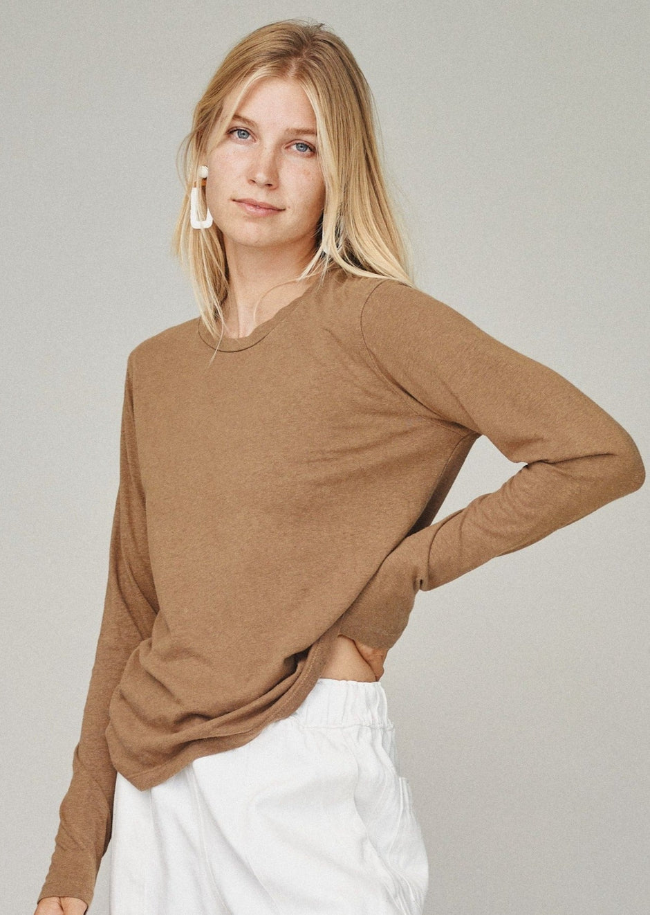 Made from a perfectly weighted hemp blend in the same flattering chic silhouette as our best selling Lorel Tee but with full-length sleeves. Super soft with a slightly textured finish, it's the perfect anytime layering piece all year round.