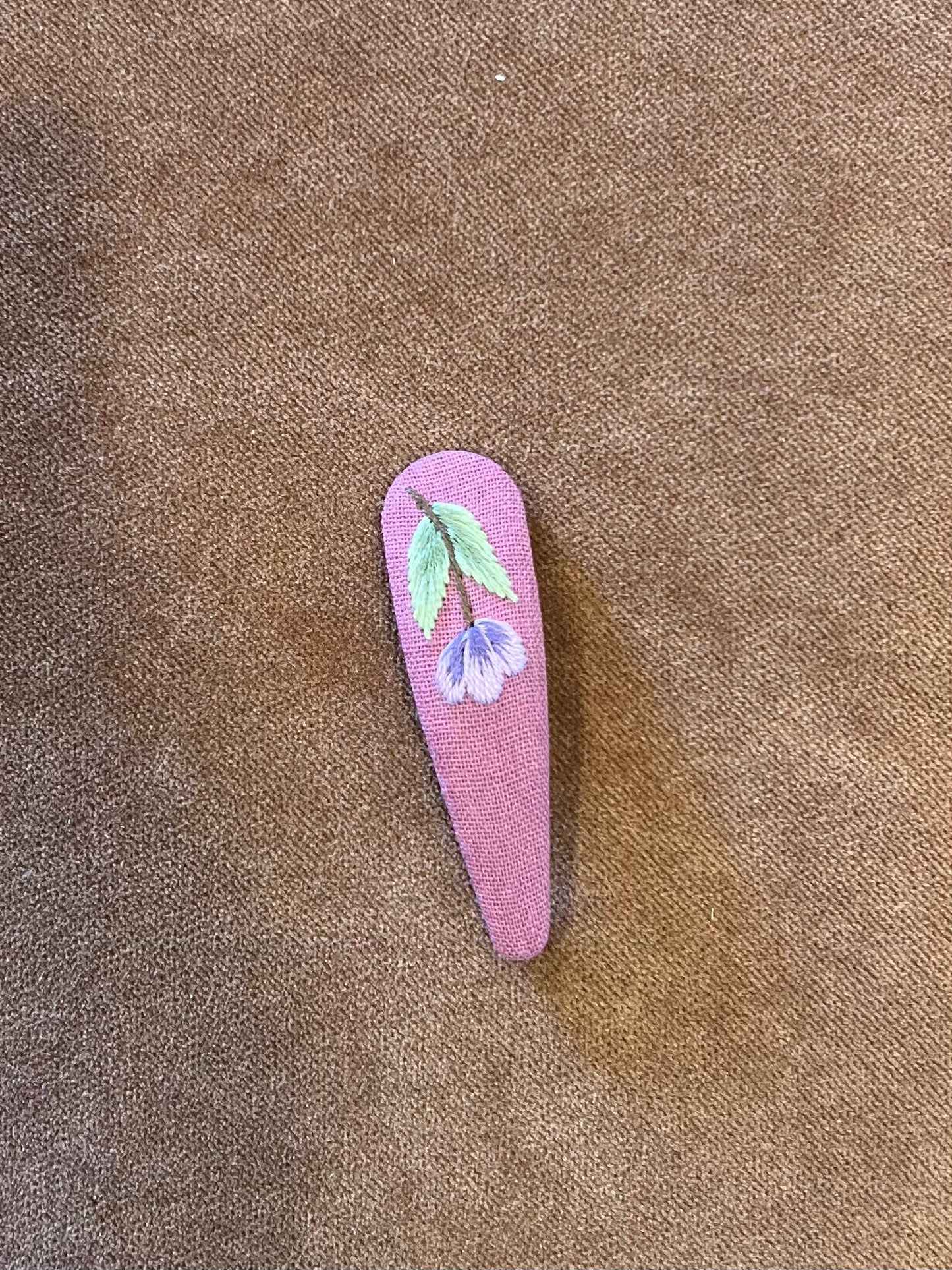 Teardrop Embroidered Hair Barrettes