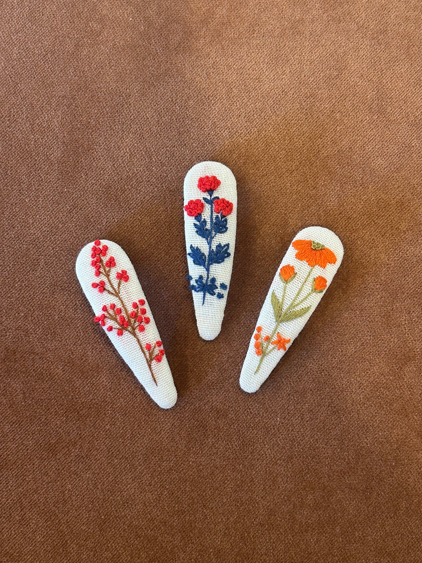 Teardrop Embroidered Hair Barrettes