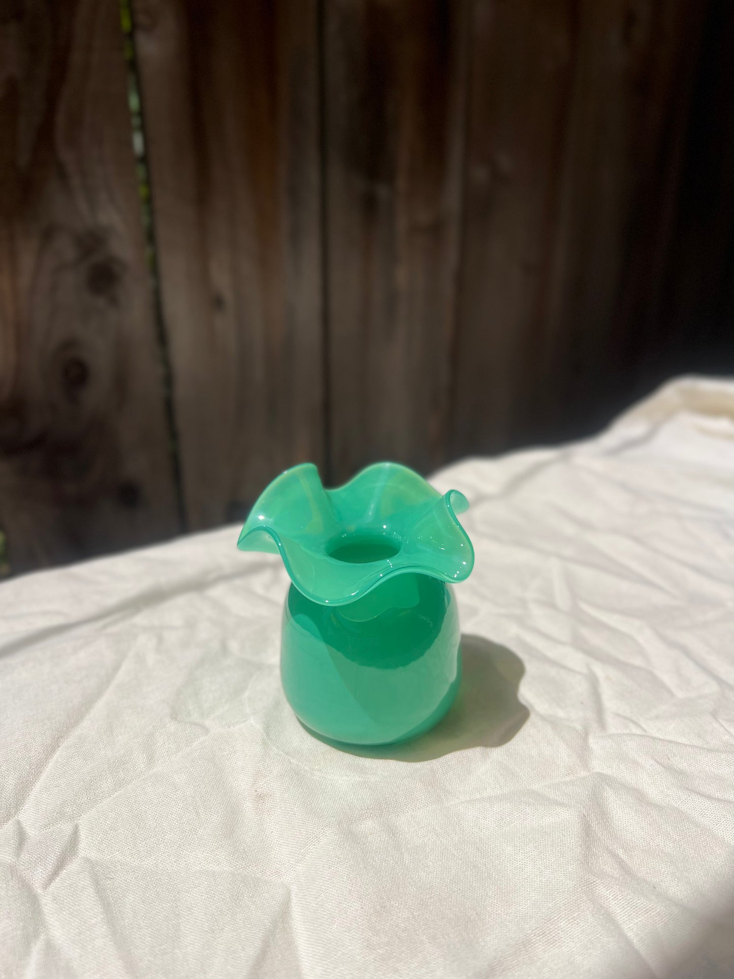 Mini Ruffle Bud Vase