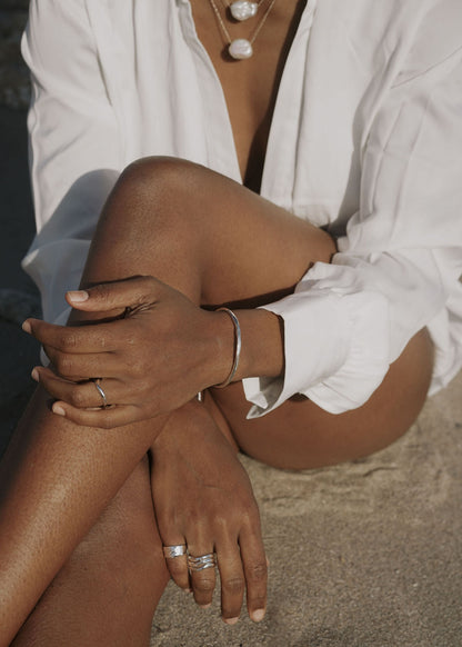 Vita Pinky Ring