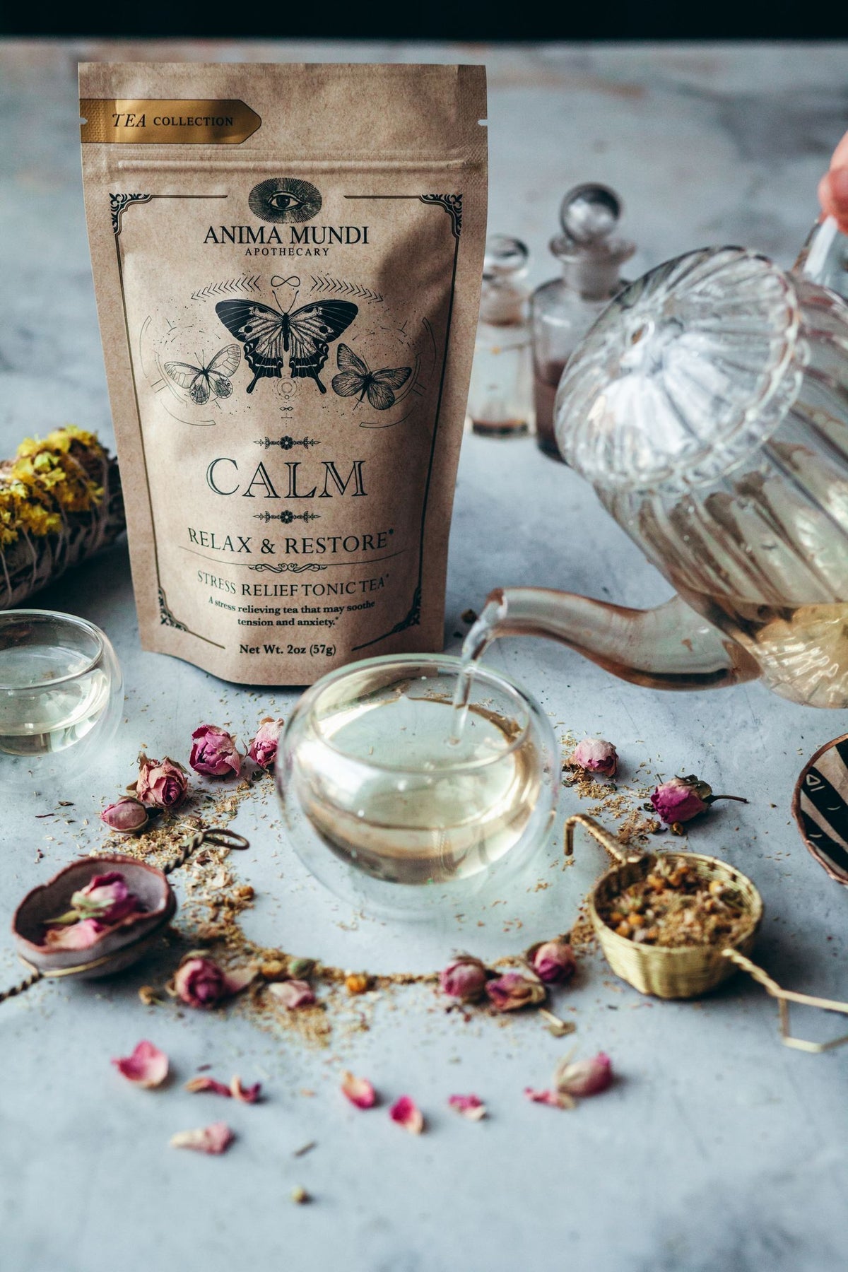 anima mundi herbals calm tea / This is an exquisite and effective herbal tea for those dealing with stress, anxiety and symptoms of trauma. Contains essential nervines - nervous system decompressors - that are known to greatly relax the system.