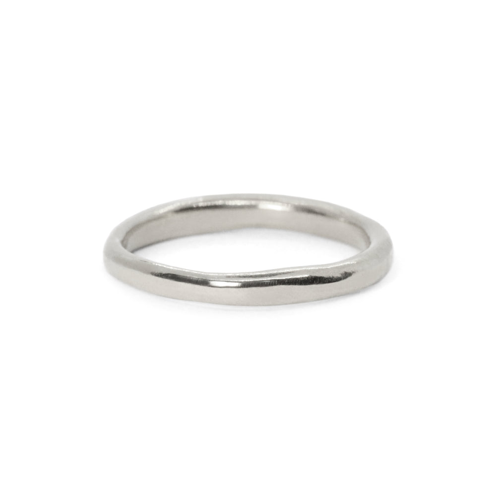 tidal ring by amanda hunt / A simple organic stacking ring inspired by the rising & falling, ebbing & flowing of the ocean tides. Available in sterling silver in a variety of sizes. A beautiful every day piece.